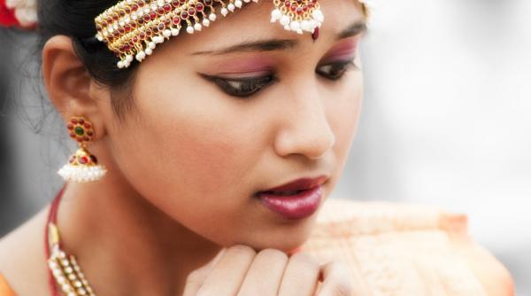 cum sa arati ca actritele de la bollywood