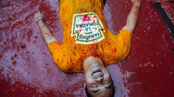 aceste femei au consumat suc de rosii zilnic timp de doua luni rezultatul este uluitor