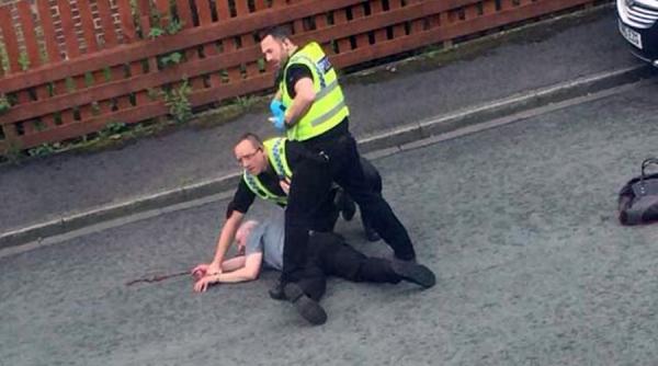 campania de promovarea a brexit ului suspendata joi dupa ce o deputata a fost impuscata