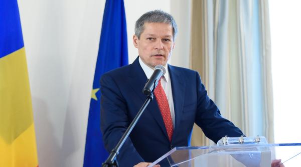 ciolos lucram de cateva saptamani pentru a stabili un cadru juridic privind rolul si atributiile casei regale