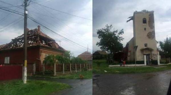 o tornada a distrus acoperisurile caselor din doua localitati din judetul mures