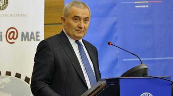 viceprim ministrul ministrul economiei costin borc si ministrul afacerilor externe lazar comanescu participa joi 30 iunie 2016 la a doua editie a forumului exporturile motor de crestere pentru romania