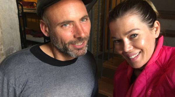 gina pistol a mers aproape pe jos 1 000 de kilometri