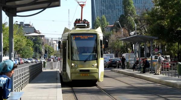 ce surpriza le a pregatit ratb calatorilor pe linia 1 va circula un tramvai special