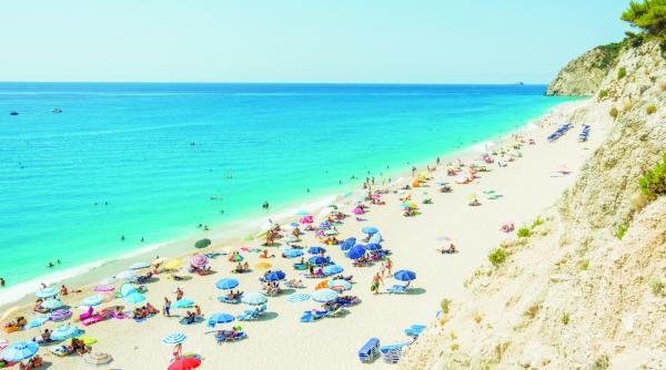 grecia destinatia vedeta a verii pe cand si romania