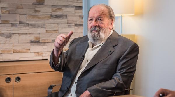 doliu in lumea filmului a murit actorul bud spencer