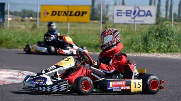 peste 40 de piloti la etapa 3 a a campionatului national de karting dunlop din acest weekend
