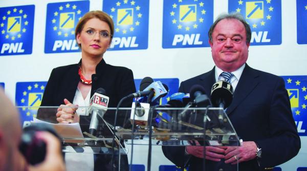 liberalii renunta unpr se intoarce la marea iubire cu psd