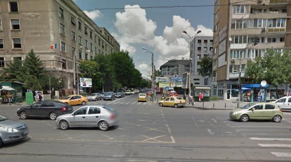 bucuresti surpare a carosabilului pe sos stefan cel mare groapa e incercuita si se circula ingreunat