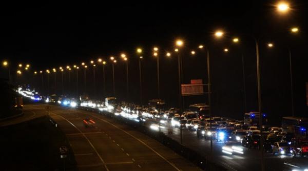 indonezia 12 morti intr un ambuteiaj urias