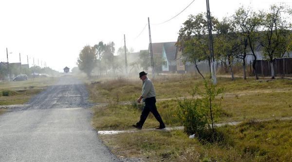 statistica dureroasa romanii din ce in ce mai putini si mai batrani