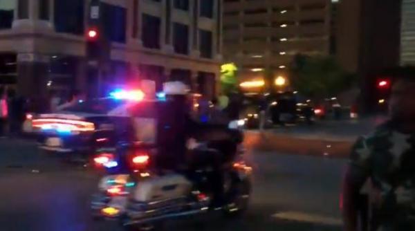 americanii au iesit in strada in mai multe orase impotriva violentelor politiei