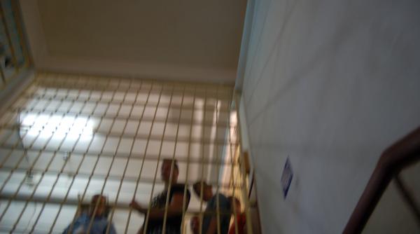 iasi capul revoltei penitenciarelor detinutii ieseni sunt mult mai numerosi fata de cei de la alte penitenciare unde cei inchisi se revolta in aceste zile organele de ordine promit interventii ferme