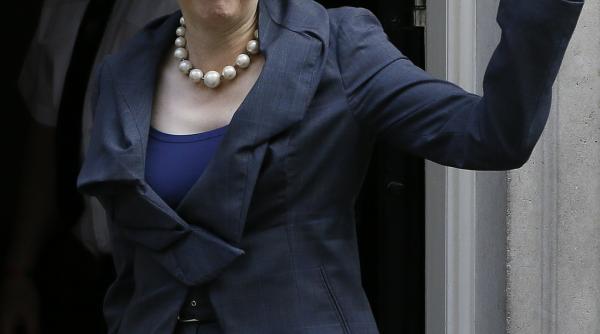 theresa may noul premier britanic