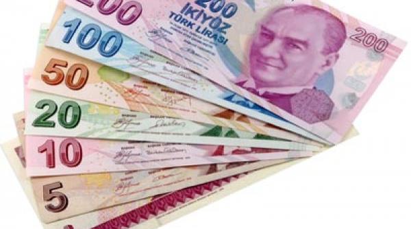 lira turceasca in cadere dupa ce premierul turc a anuntat o tentativa de lovitura de stat