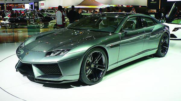 rival pentru panamera lamborghini in patru usi