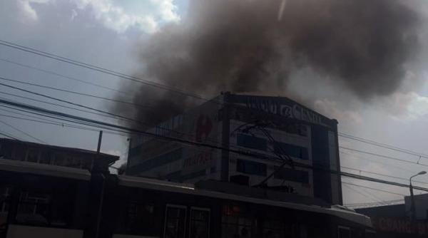 alerta incendiu in complexul itaoui din piata crangasi