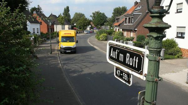 germanii din dusseldorf platesc un drum inceput de hitler