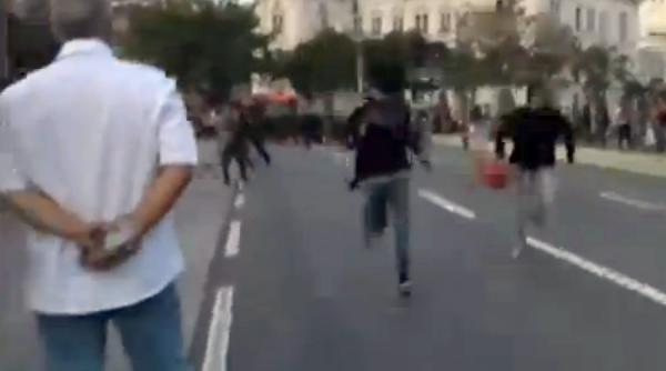 rio 2016 protest fata de salariile neplatite in timpul deplasarii tortei olimpice