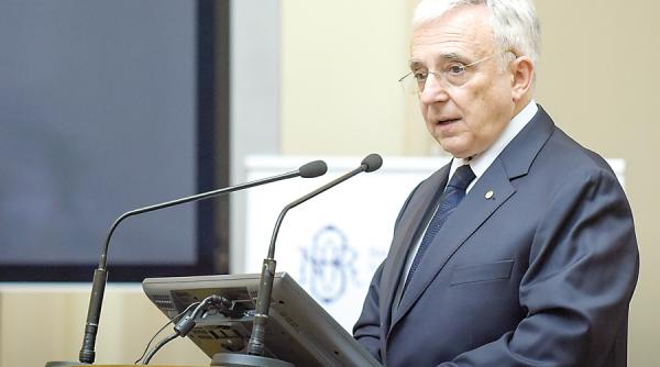 ce salariu are mugur isarescu