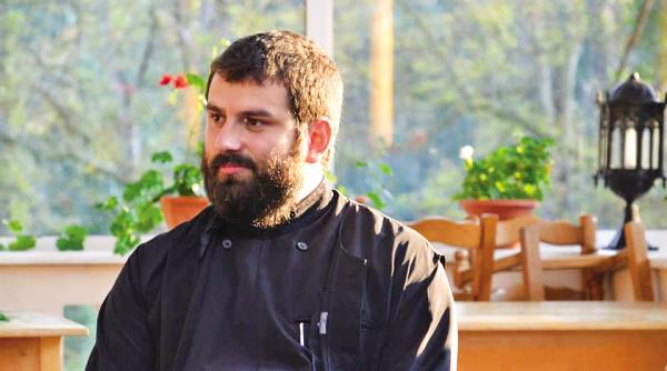 preotul cu 60 de milioane de teme de facut