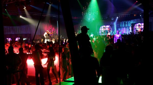 cluburile de fite de pe litoral luate la puricat de politisti dosare penale pentru trafic de droguri si evaziune fiscala