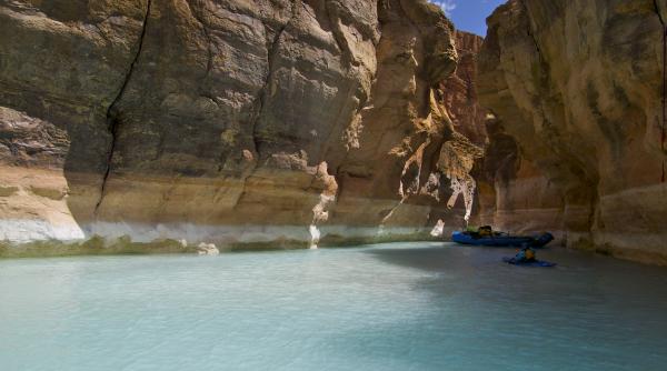cele mai frumoase piscine naturale din lume pe care trebuie sa le vizitezi