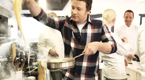 jamie oliver tatic pentru a cincea oara