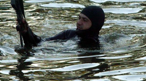 salvamarii au recuperat din apa cadavrul unui barbat langa plaja lui iohannis