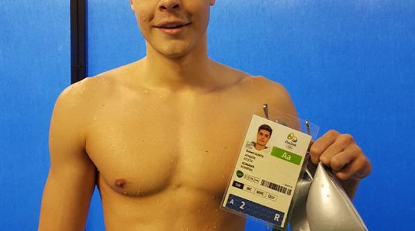 cine este robert glinta noua senzatie a inotului romanesc