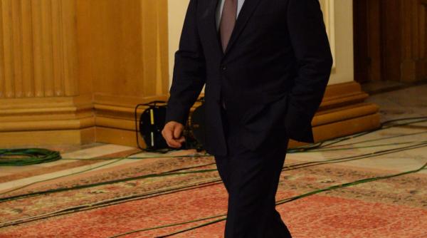 dragnea vrea sa tranteasca guvernul cu oamenii lui basescu