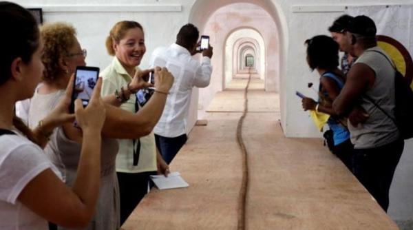 trabuc record de 90 de metri pentru a celebra cei 90 de ani ai lui fidel castro