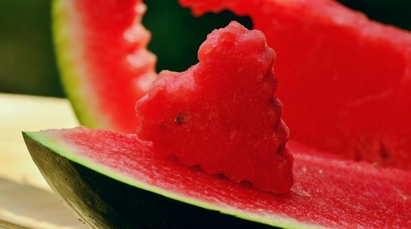 de ce e bine sa mananci semintele de pepene