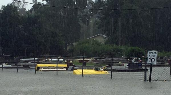 scene desprinse ca din filmele de groaza pe strazile din baton rouge