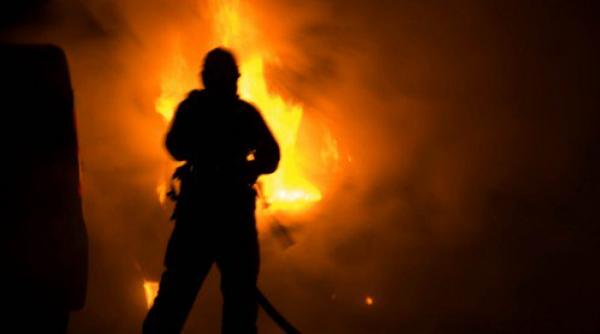 suedia e pe jar zeci de masini sunt incendiate in fiecare noapte