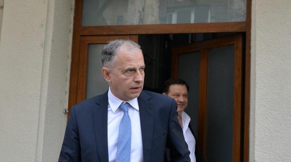 traseismul politic ridicat la rang de arta