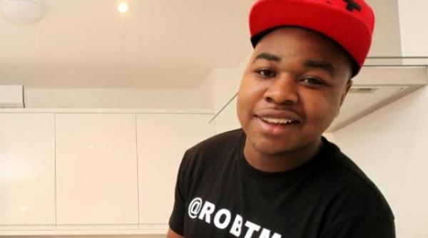 un student a schimbat turele la mcdonald s pe un bentley aurit