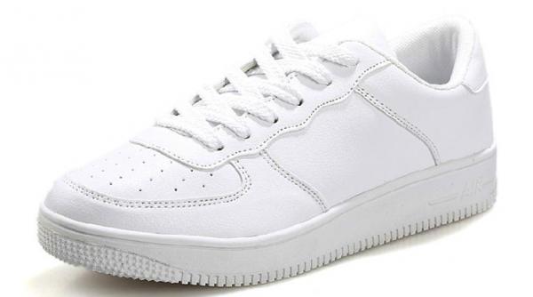 trucuri pentru curatarea incaltarilor albe