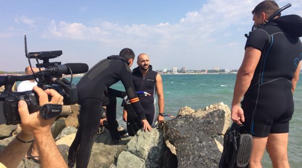 inca o tragedie la malul marii un adolescent s a inecat dupa ce a fost prins intre stabilopozi