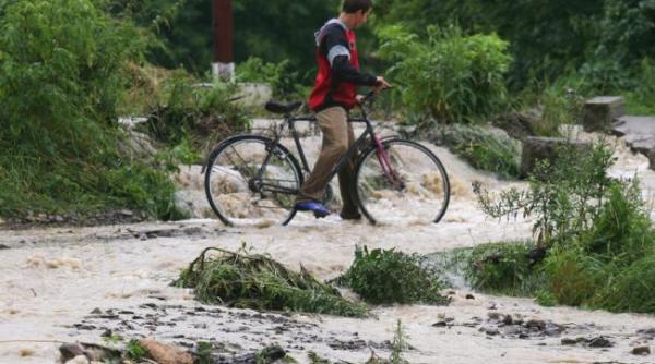 cod portocaliu de inundatii pe rauri din judetele vrancea si buzau