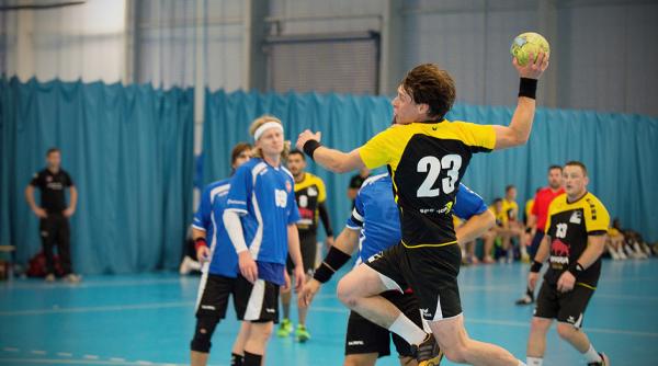 romanii care au pus umarul la ridicarea handbalului englezesc