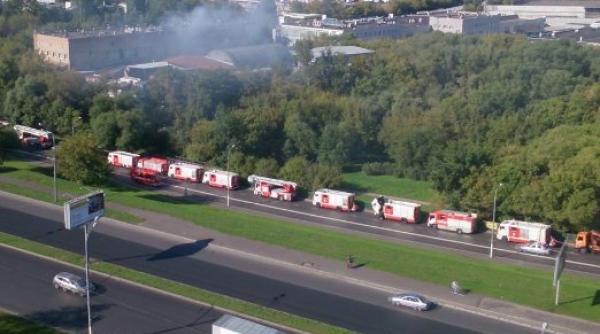 rusia cel putin 16 persoane au murit intr un incendiu la un depozit din moscova