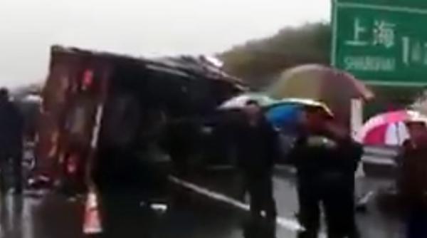 china 10 oameni au murit intr un accident rutier