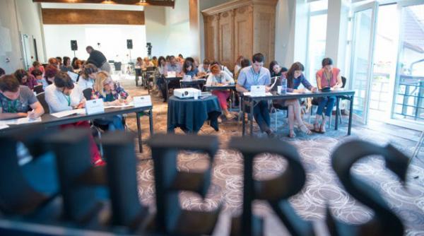 aspire for teachers programul pedagogic inovator pentru invatatori si profesori de gimnaziu se desfasoara in poiana brasov