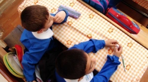 cand incep elevii scoala