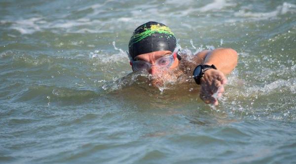 avram iancu a reusit traversarea canalului manecii