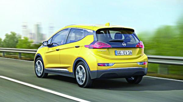 premiera la paris noul ampera e