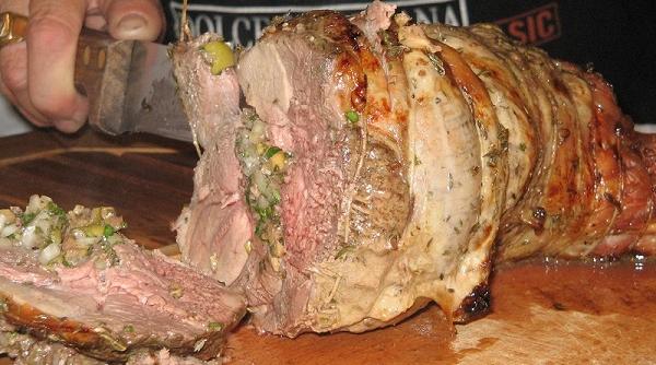 reteta zilei spata de miel umpluta