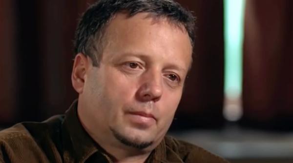 hackerul roman guccifer condamnat la 4 ani si 4 luni de inchisoare de un tribunal din sua