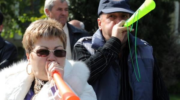 sindicate si patronate ordonante de urgenta sau blocam romania